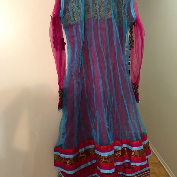 Salvar - Picture 2 of 3